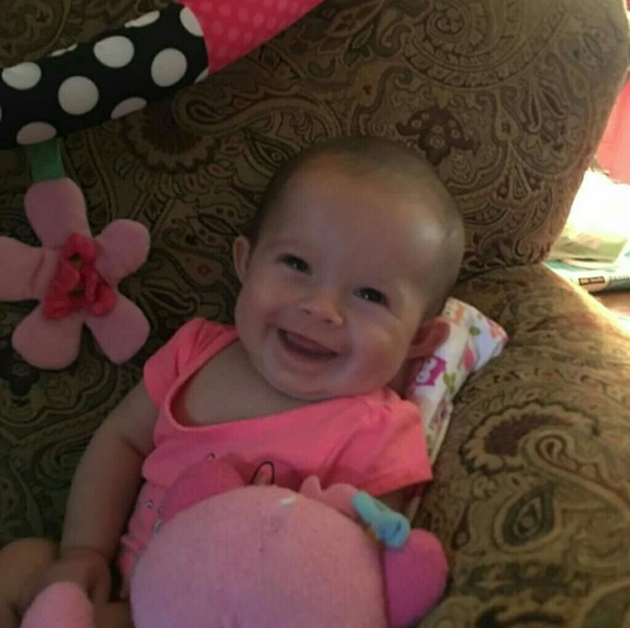 Meet your Posher, Lauren - Picture 6 of 8